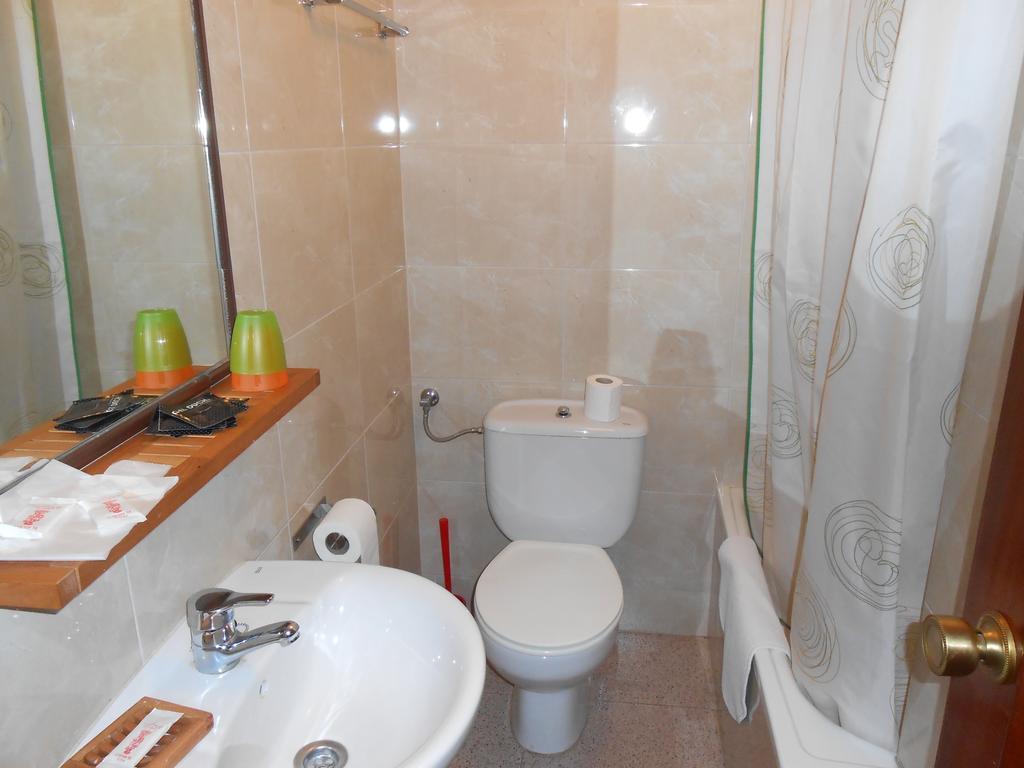 Hostal Restaurante El Abuelo Trobajo Del Camino Cameră foto