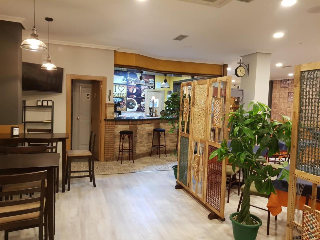 Hostal Restaurante El Abuelo Trobajo Del Camino Exterior foto
